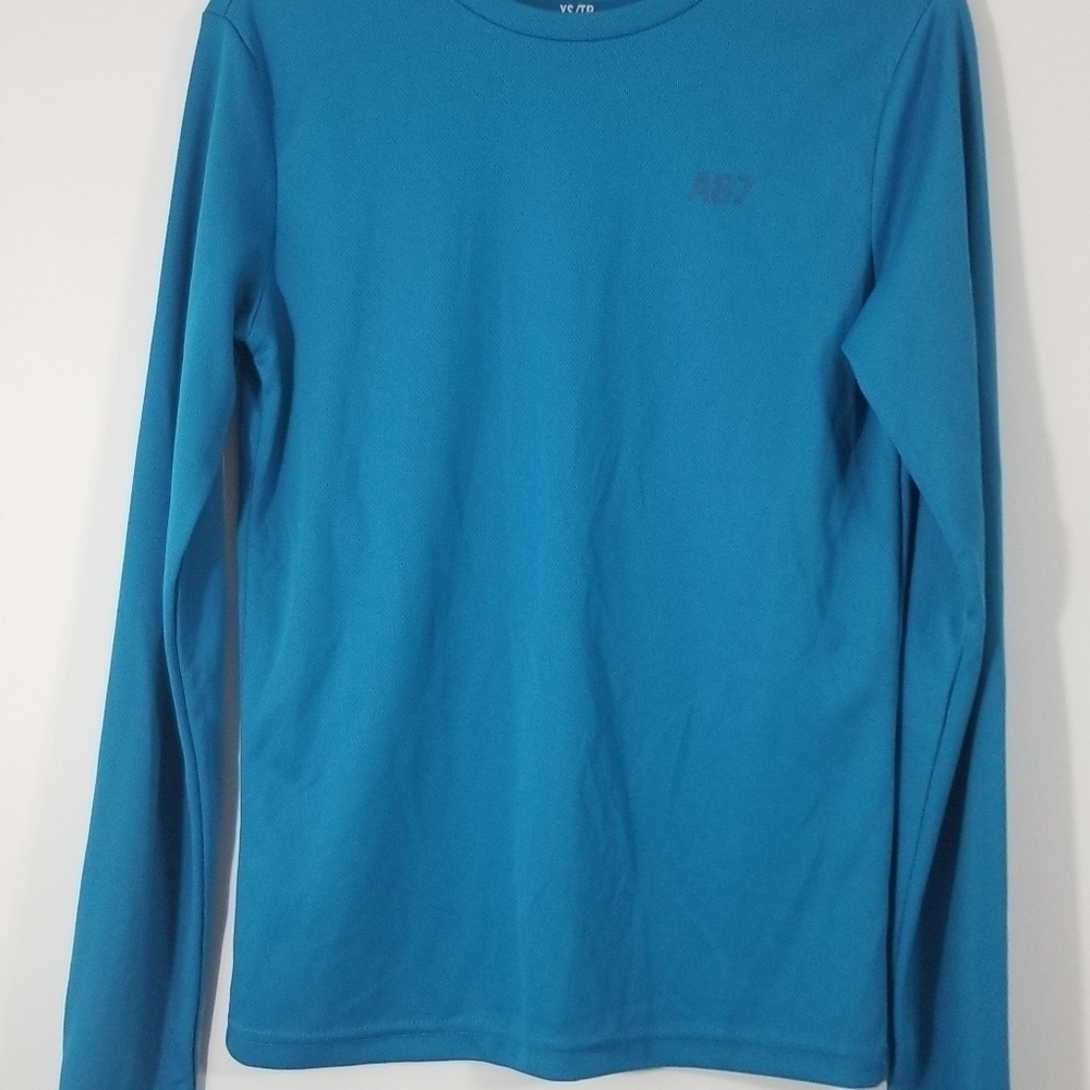 Aeropostale Long Sleeve Performance Tee. Unisex. Mesh Type Fabric. Size XS.